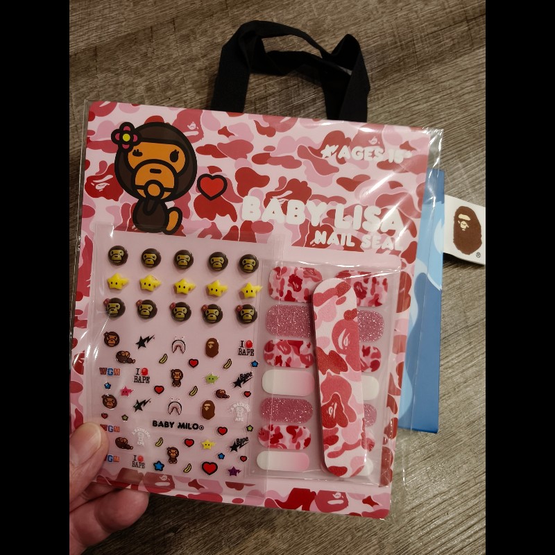 現貨在台，絕版品bape milo立體指甲貼-0