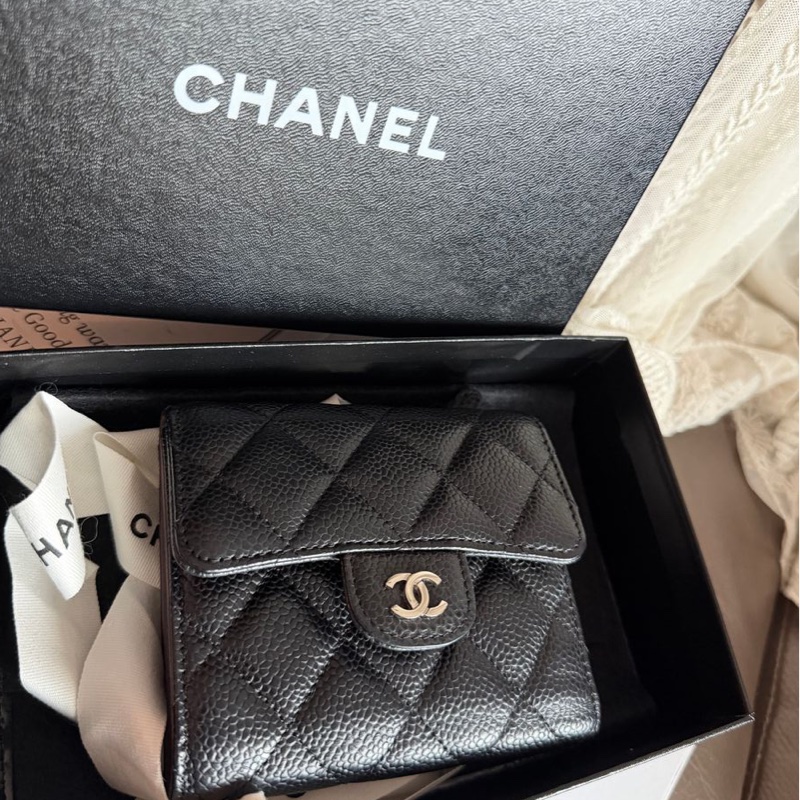 香奈兒黑荔枝經典雙c 三折短夾 經典款 男生 女生 chanel caviar black short wallet-7