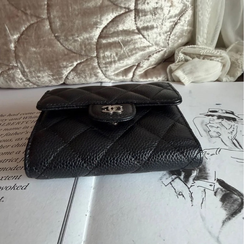 香奈兒黑荔枝經典雙c 三折短夾 經典款 男生 女生 chanel caviar black short wallet-9