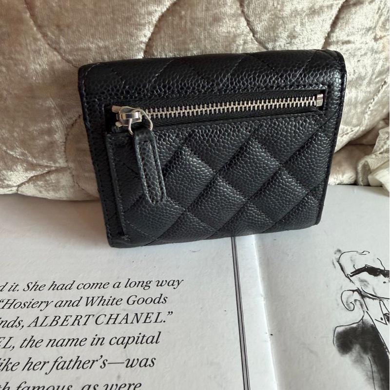 香奈兒黑荔枝經典雙c 三折短夾 經典款 男生 女生 chanel caviar black short wallet-12