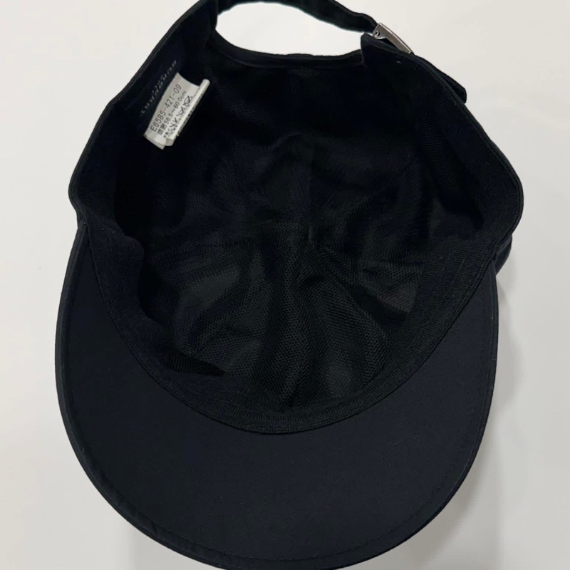 BURBERRY GOLF 黑色字母扣環帽-8