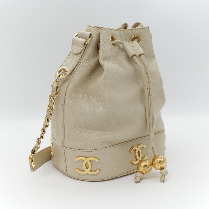 Chanel 香奈兒 CC Logo 粒面牛皮 雙金球 中古 奶白色 水桶包 斜挎包-2