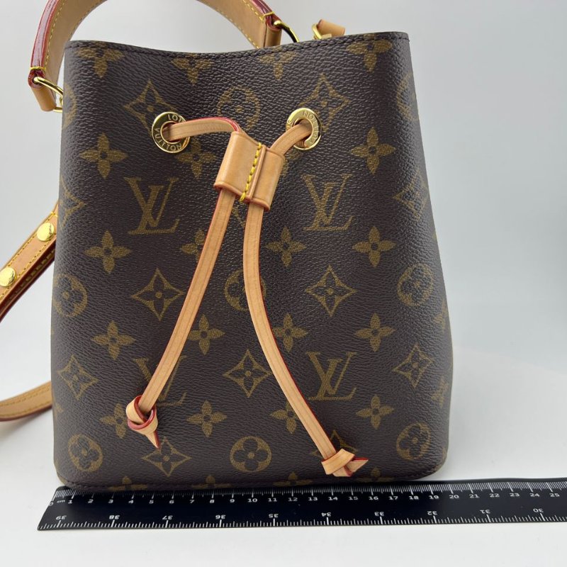 Louis Vuitton NéoNoé BB 迷你水桶包-0