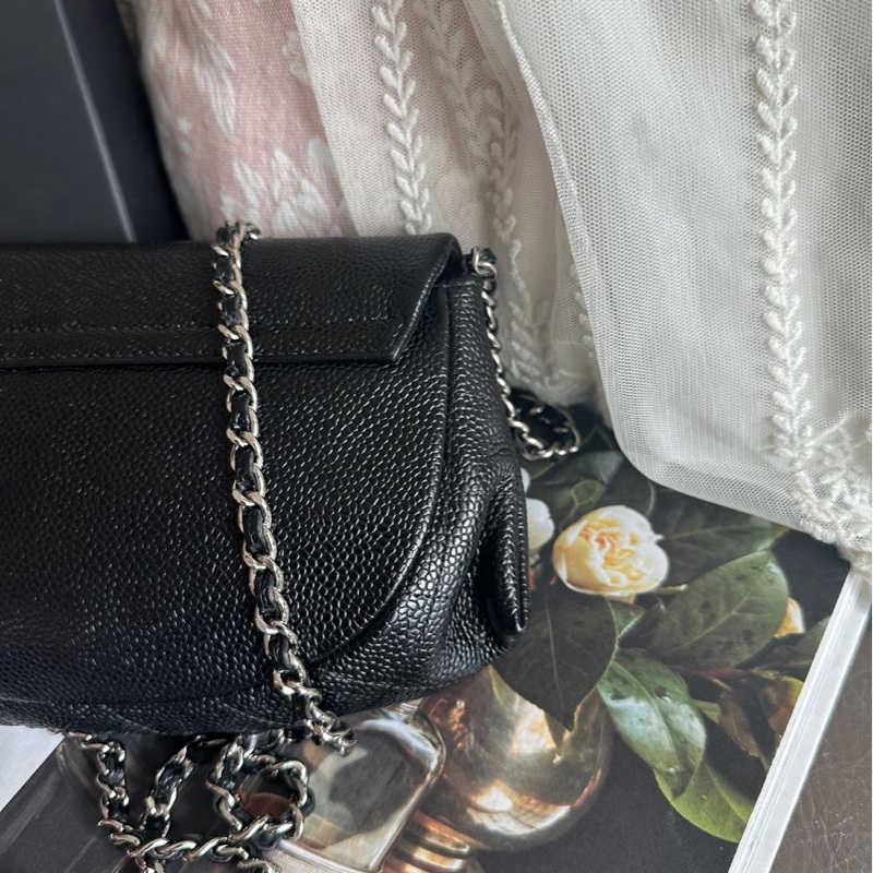 香奈兒 黑銀荔枝經典雙c經典款 迷你翻蓋鏈條包 斜挎包 包 黑色 男生 女生 chanel caviar black flap bag-15
