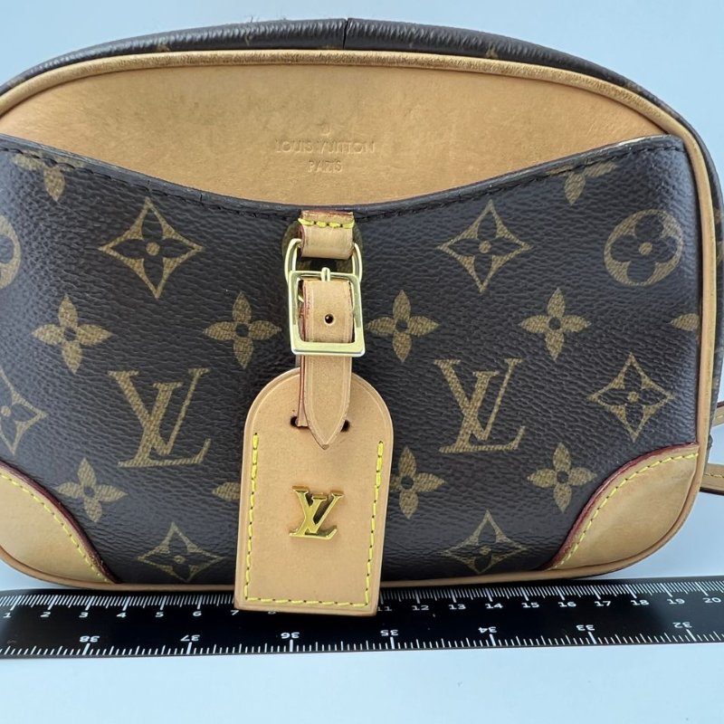 Louis Vuitton Deauville Mini 相機包-0