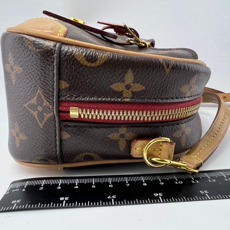 Louis Vuitton Deauville Mini 相機包-3