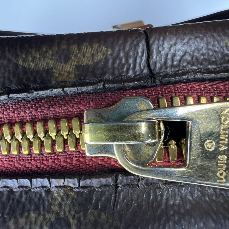 Louis Vuitton Deauville Mini 相機包-22