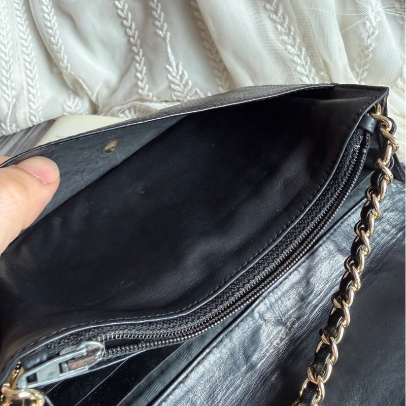 香奈兒 經典黑色 荔枝皮 長夾 錢包 chanel woc 黑金魚子醬皮革包 側背包 斜背包 二手古董包-16