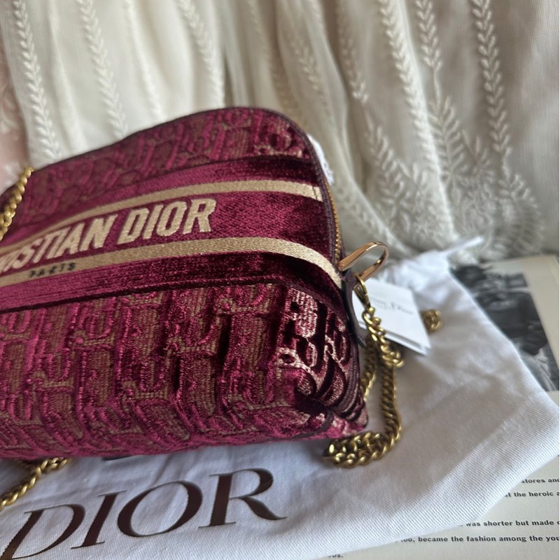 迪奥 閑置 未使用品化妝包 迷你 鏈條包 斜挎包 包 女生 側背包 斜背包 dior 包 單肩包 古董 刺繡款 Monogram 酒紅色 vanity 化妝包 🖤-12