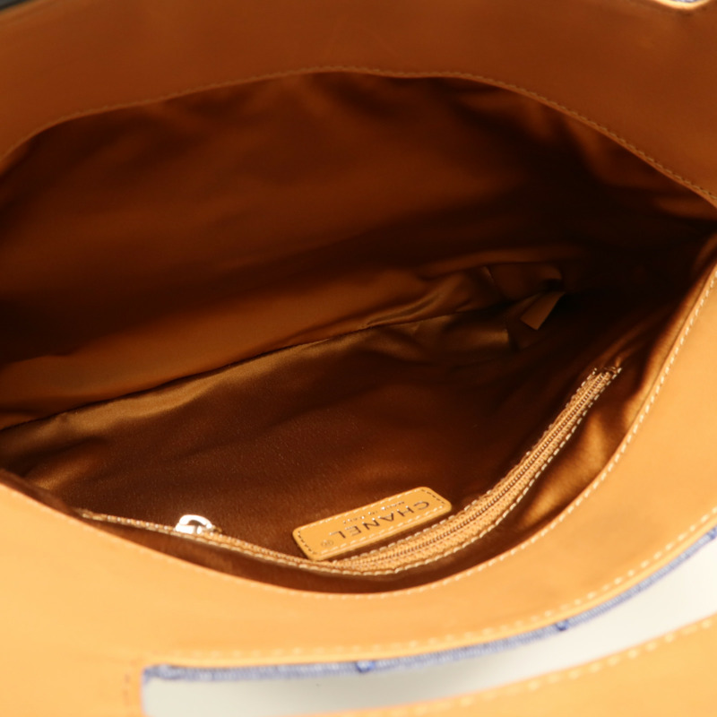 CHANEL 帆布Handbag銀扣肩背袋-4