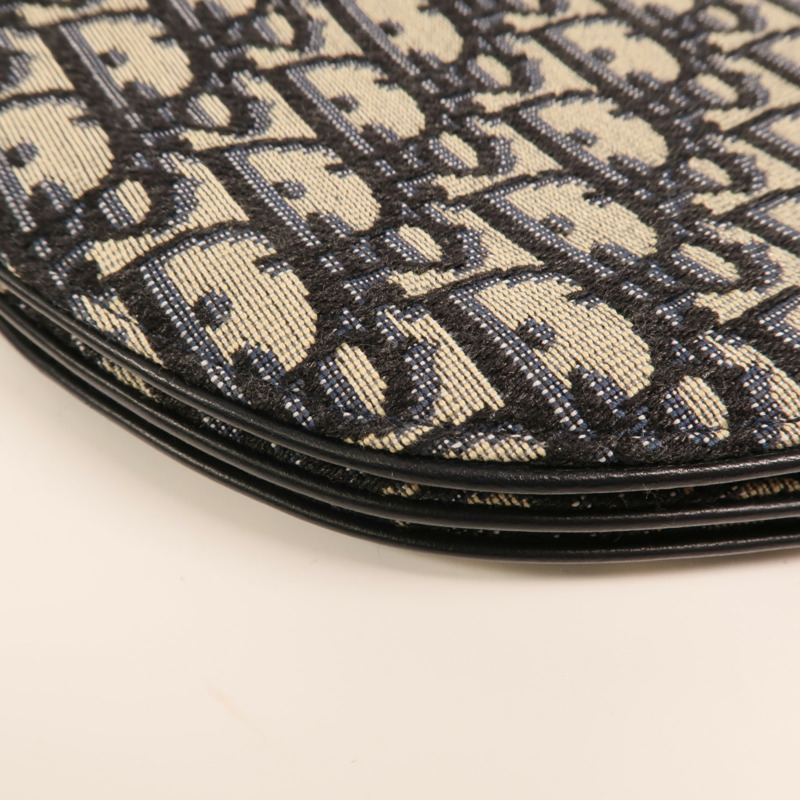 Dior 帆布Saddle Clutch金扣肩背袋-13