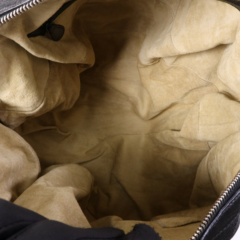 BOTTEGA VENETA 牛皮皮革Cushion Bag銀扣手挽袋-4