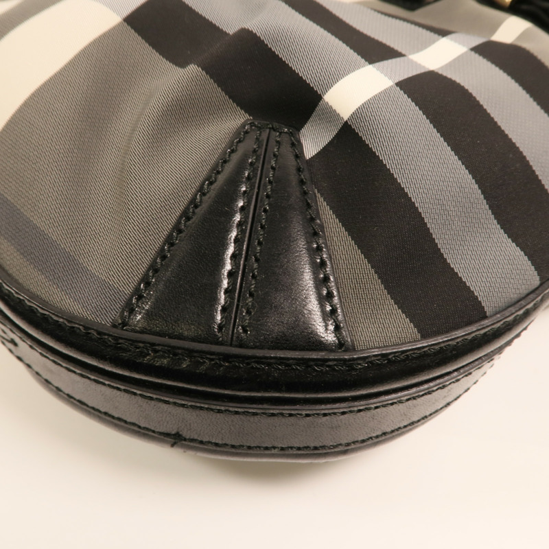 BURBERRY 尼龍Shoulder Bag金扣肩背袋-12