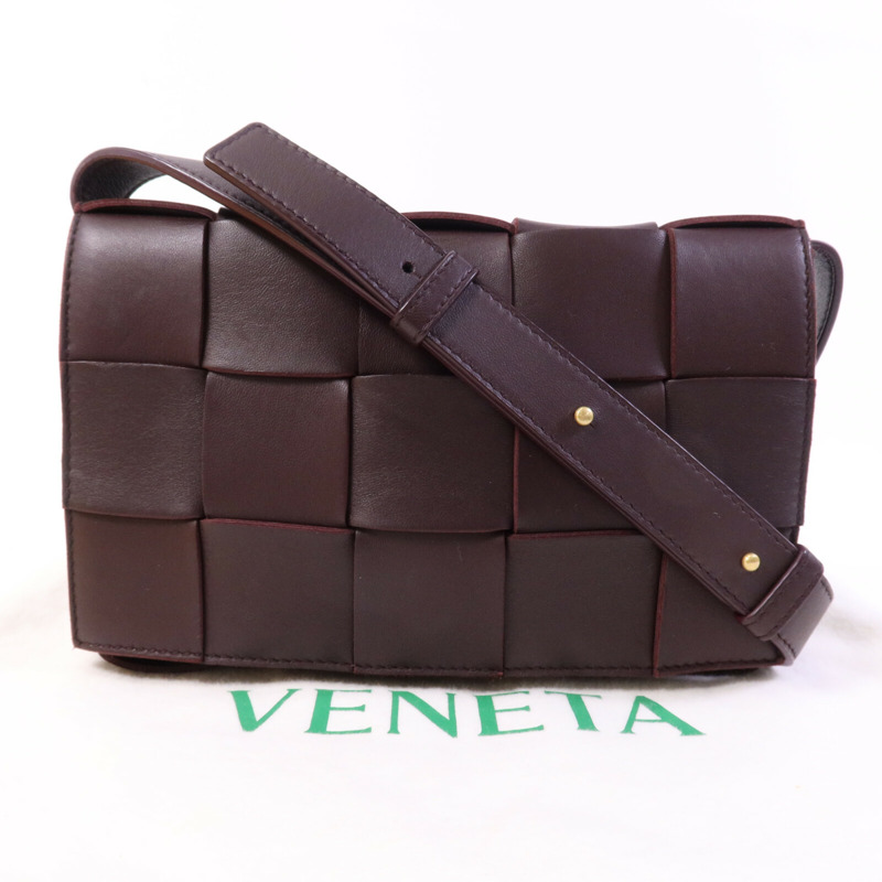 BOTTEGA VENETA 羊皮皮革Cassette Bag金扣肩背袋-6