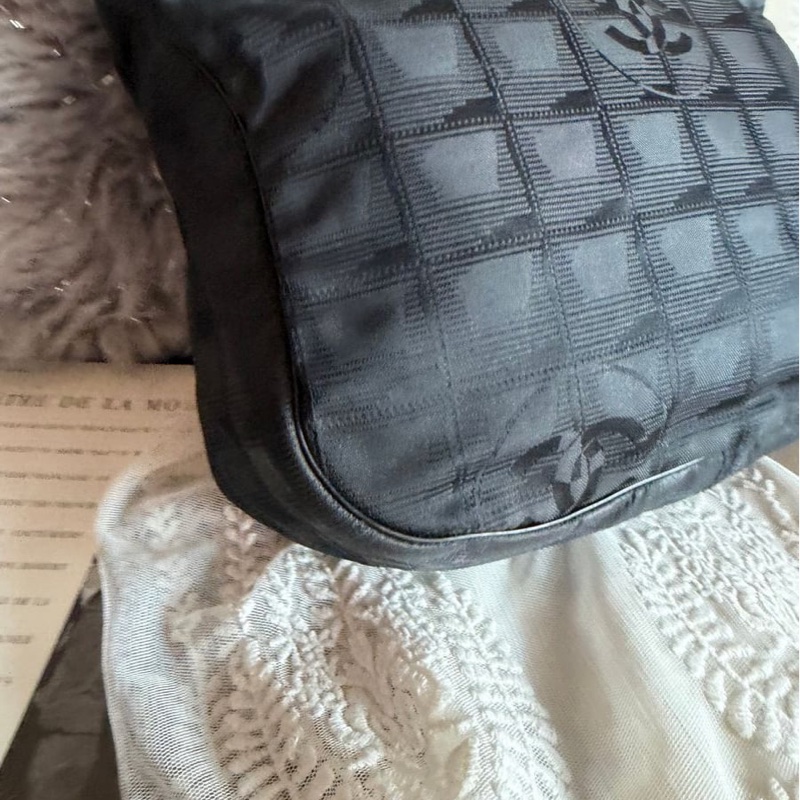 香奈兒 黑色 CHANEL經典Travel Line旅行系列 腋下包 手袋 單肩包-8