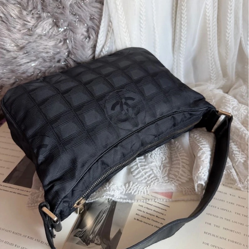 香奈兒 黑色 CHANEL經典Travel Line旅行系列 腋下包 手袋 單肩包-14