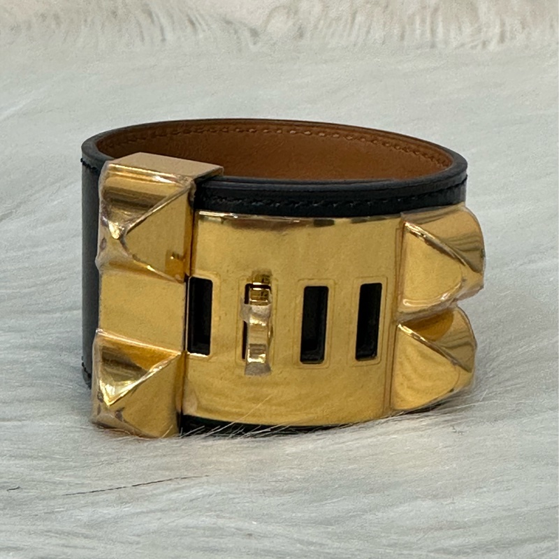 Hermes 黑皮金卯釘 CDC手環-2