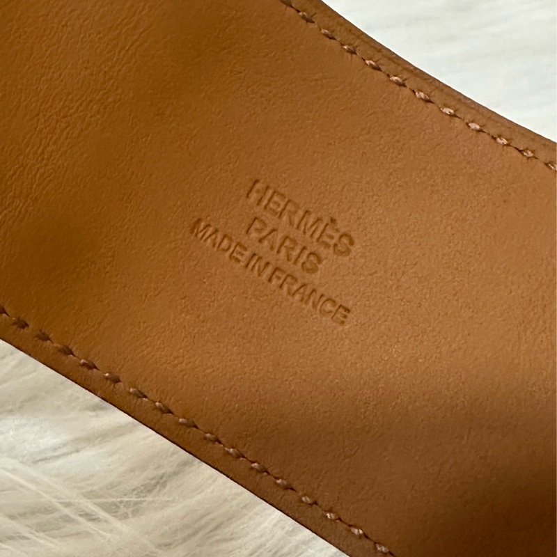Hermes 黑皮金卯釘 CDC手環-17