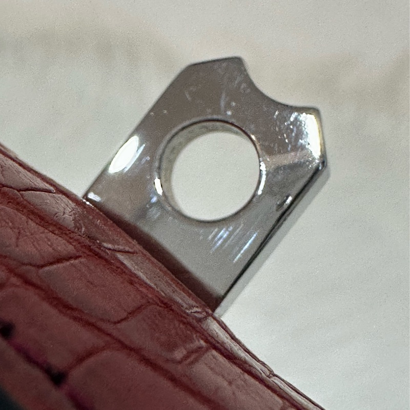 Hermes 紅鱷魚皮銀釦鉚釘手環 CDC-5
