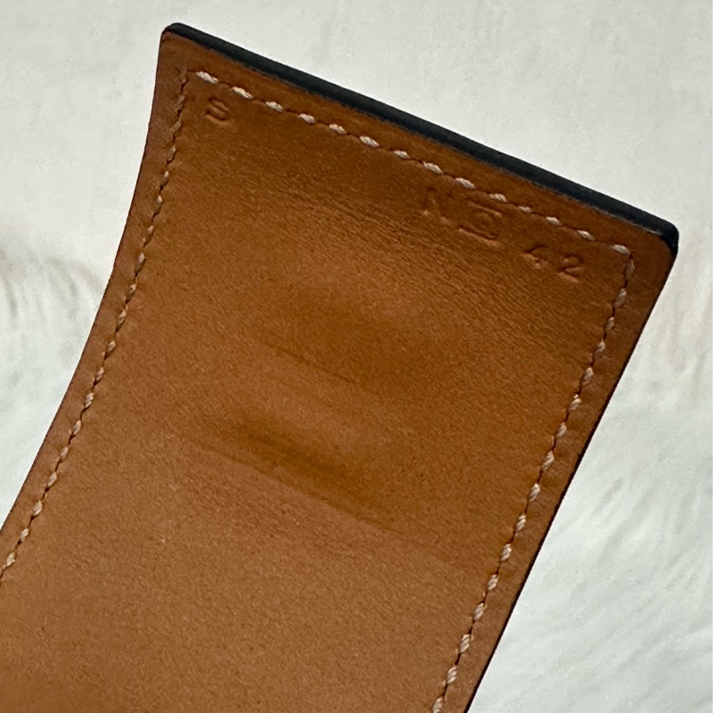 Hermes 紅鱷魚皮銀釦鉚釘手環 CDC-18