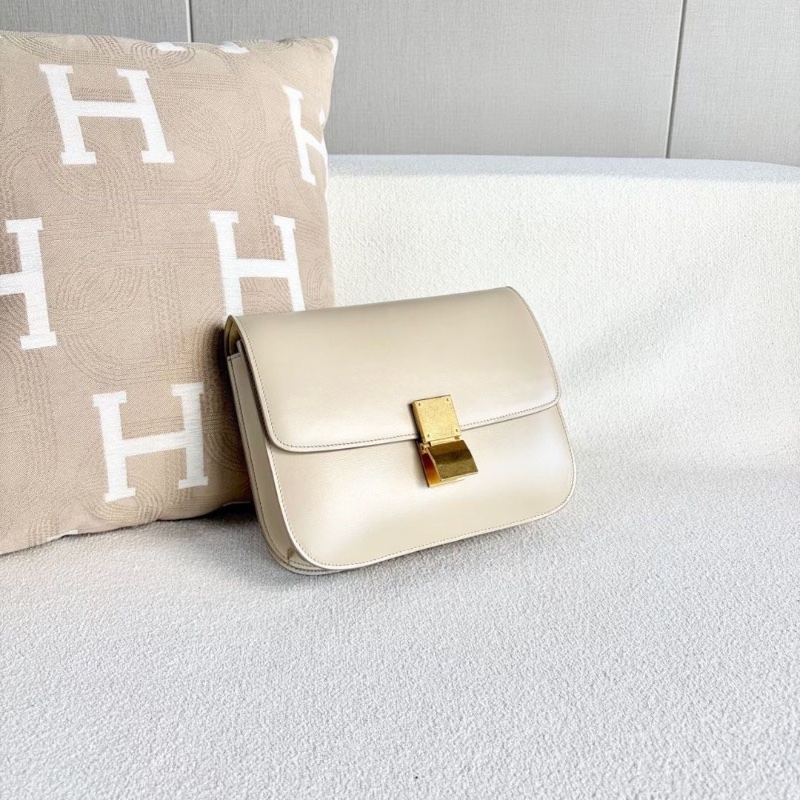 Celine Box豆腐包中號 米白色 金扣 牛皮24*20*6  9新 配件肩帶 塵袋-4