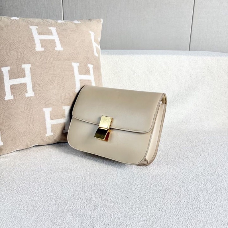 Celine Box豆腐包中號 米白色 金扣 牛皮24*20*6  9新 配件肩帶 塵袋-6