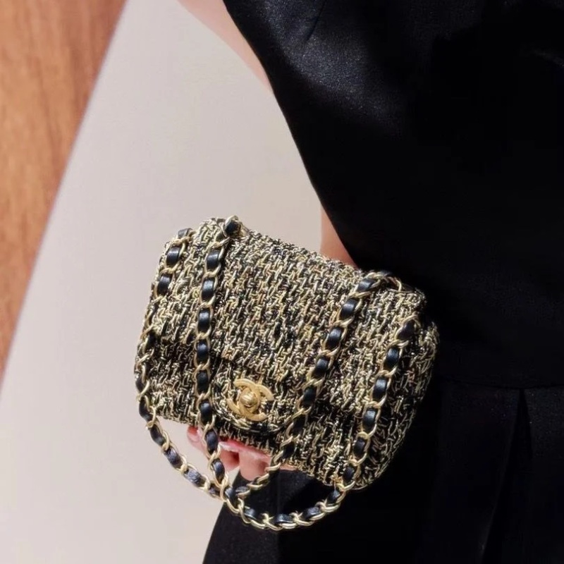 Chanel 埃及系列 金絲編織 黑金 方胖子17*6*10cm 95新 配件保卡塵袋-0