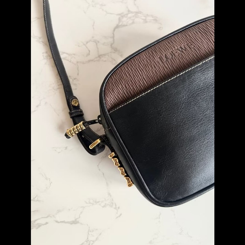 【LA LUNE】絕版中古包 Loewe蛇骨古董相機包 側背包 斜背包 皮革包 單肩包-7