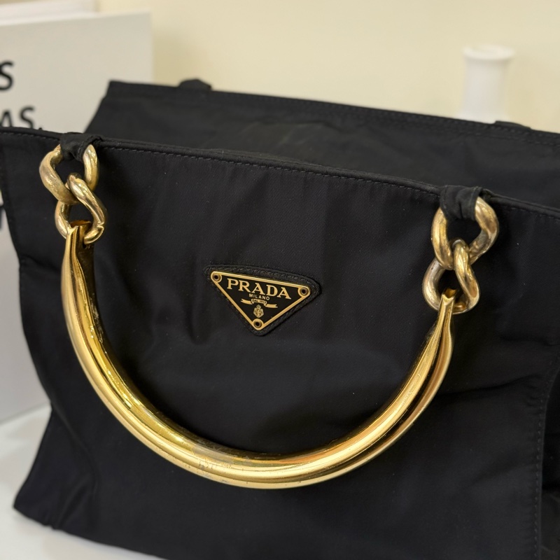 Prada 黑金手柄托特手提包-9