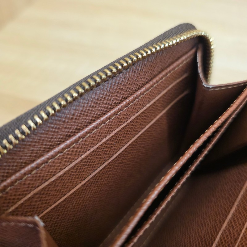 [福利品相出清😍] LV老花拉鏈零錢卡包-11