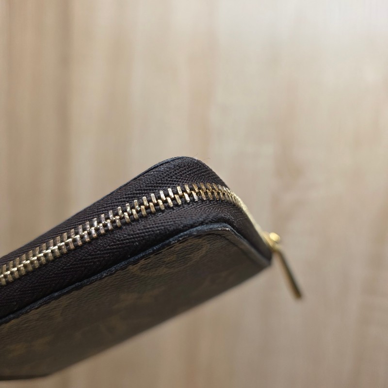 [福利品相出清😍] LV老花拉鏈零錢卡包-22