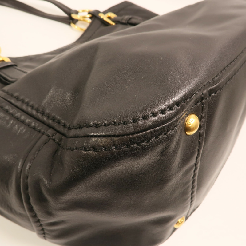 PRADA 牛皮皮革Shoulder Bag金扣肩背袋-14