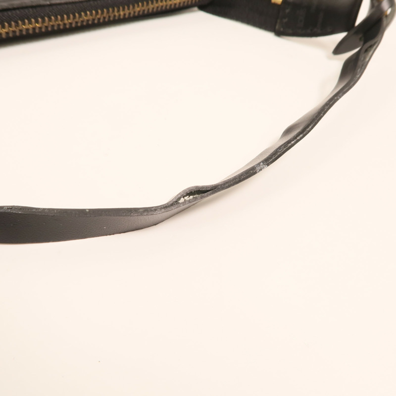 LOUIS VUITTON Epi Pochette Accessories Pouch金扣手挽袋-14