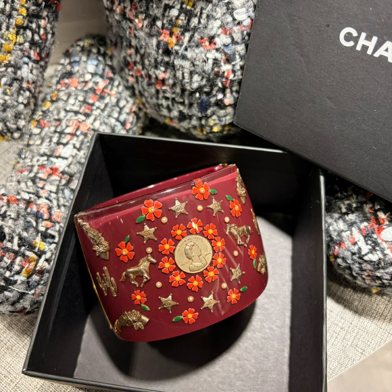 CHANEL 壓克力寬版手環-0