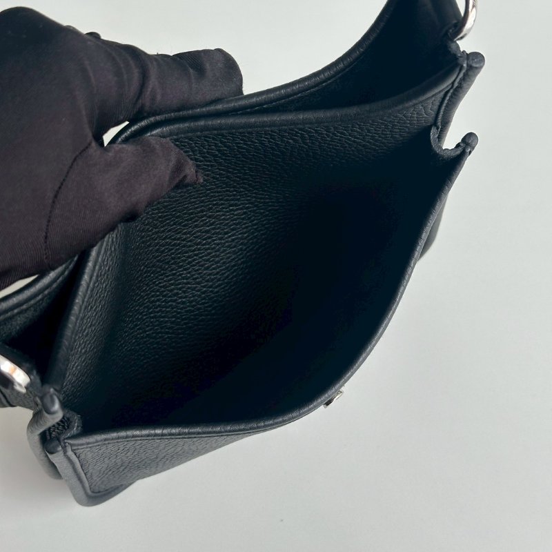 99新🆕 新尺寸✨ Hermès 愛馬仕 Evelyne 23 黑色銀釦-8