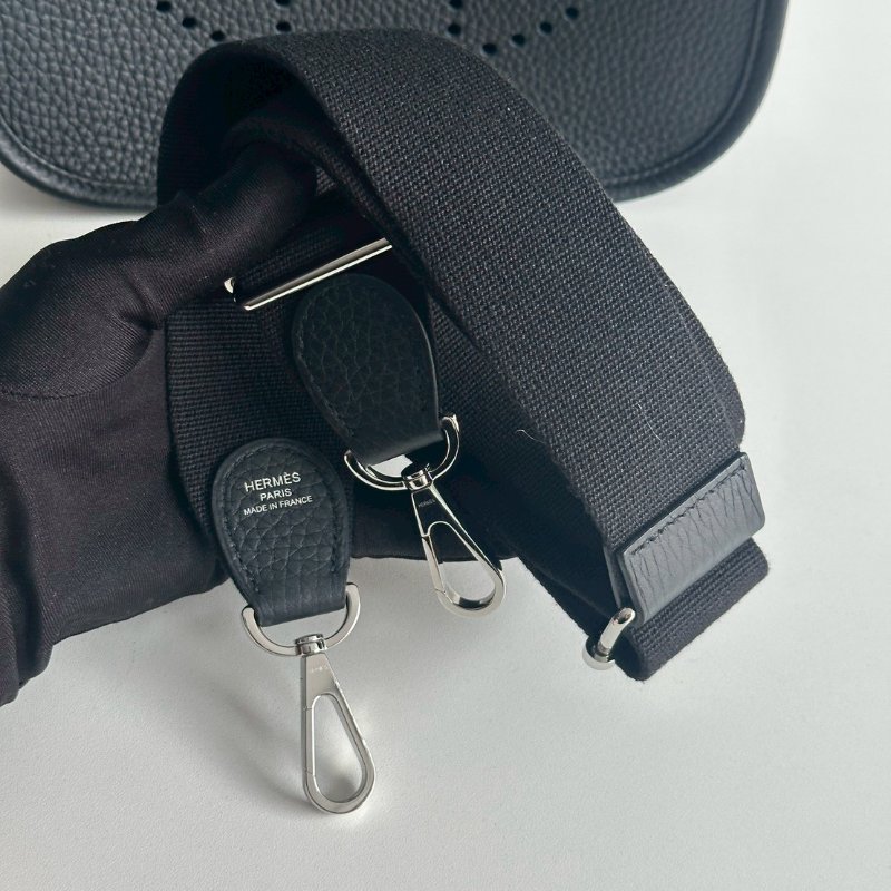 99新🆕 新尺寸✨ Hermès 愛馬仕 Evelyne 23 黑色銀釦-12