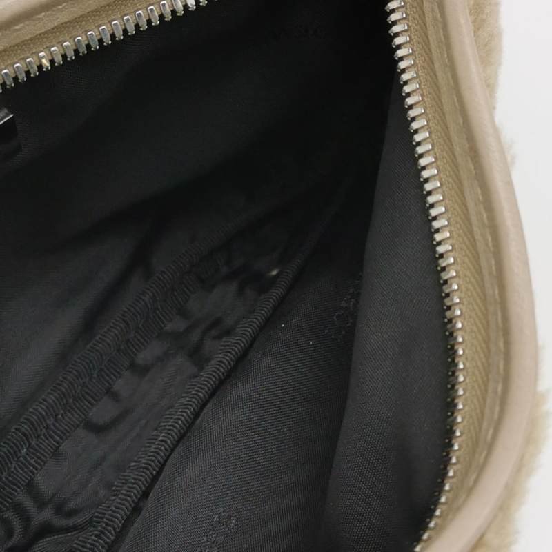 Loewe牛皮純色拉鏈單肩包-9