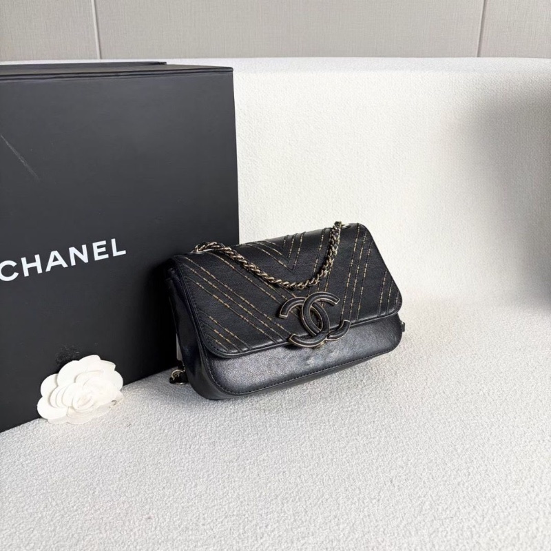 Chanel古巴系列V紋刺繡郵差包黑色 金扣 牛皮19*14*6.5 9新 配件塵袋 保卡-5