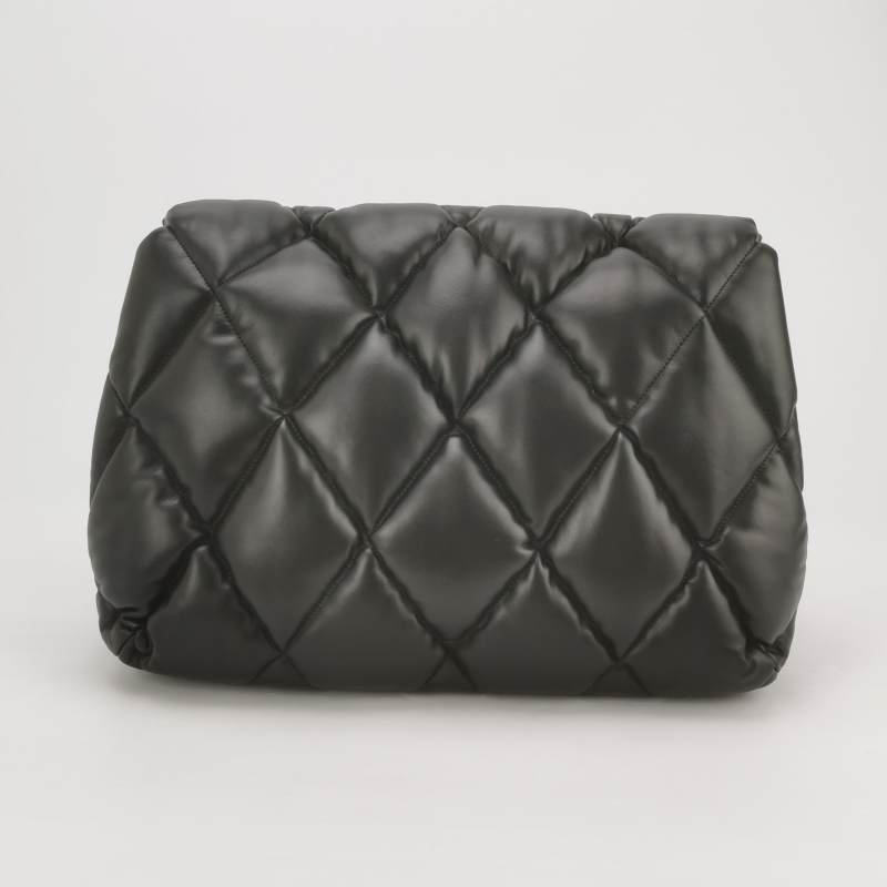 Balenciaga牛皮純色菱格絎縫B扣飾手拿包-3