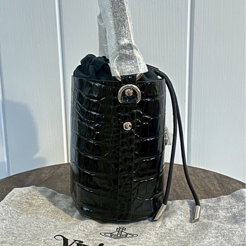 Vivienne Westwood Daisy 仿鱷魚皮紋水桶包-3
