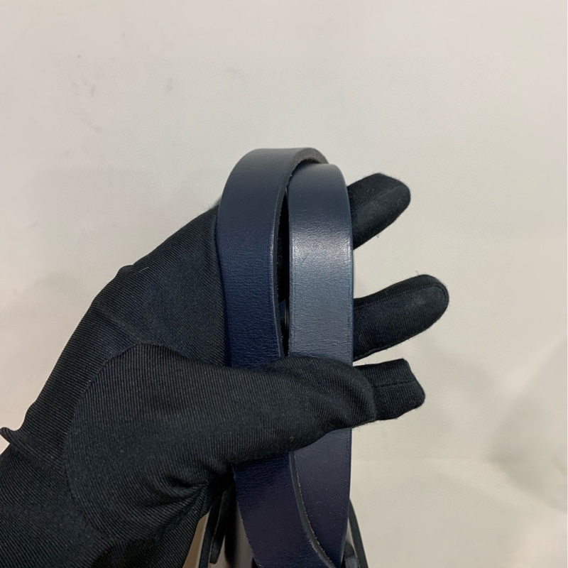 Hermes愛馬仕 herbag31 熱門風衣灰配色 熱門經典款 男女可背 福利價。-5