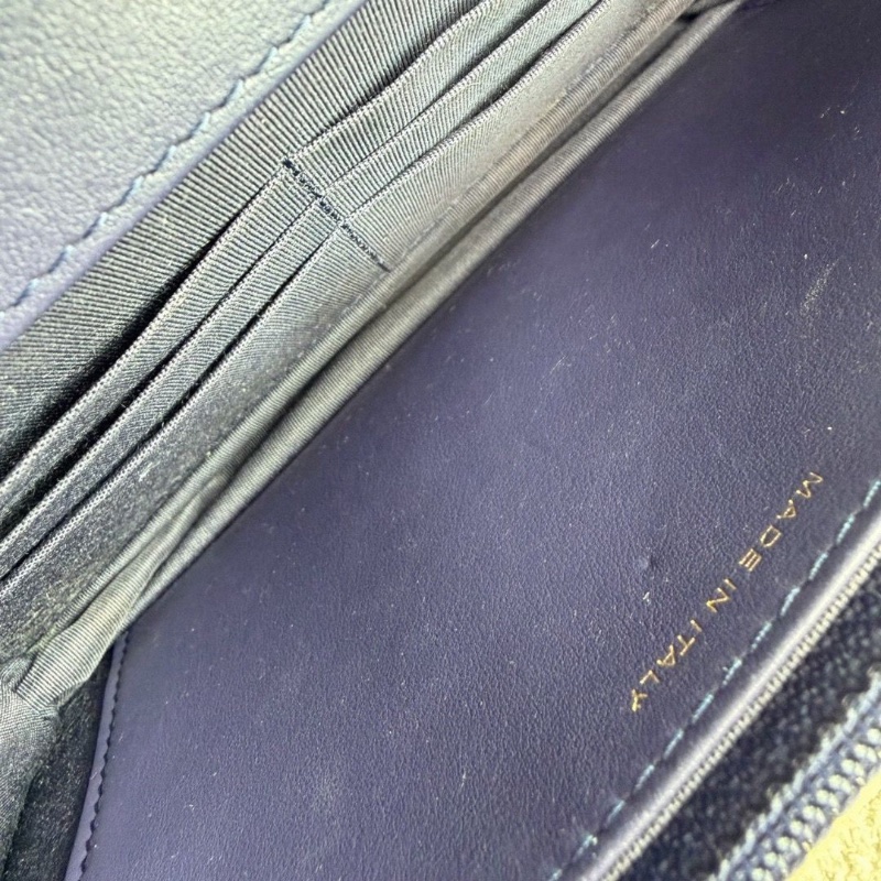 Chanel牛仔19bag Woc金扣19*13*3 9新 配件塵袋-7