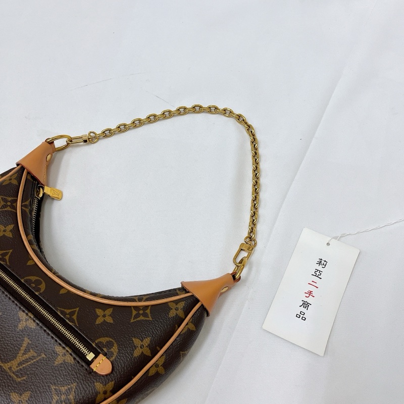 莉亞精品♡ LV M81098 老花月亮包 二手-16