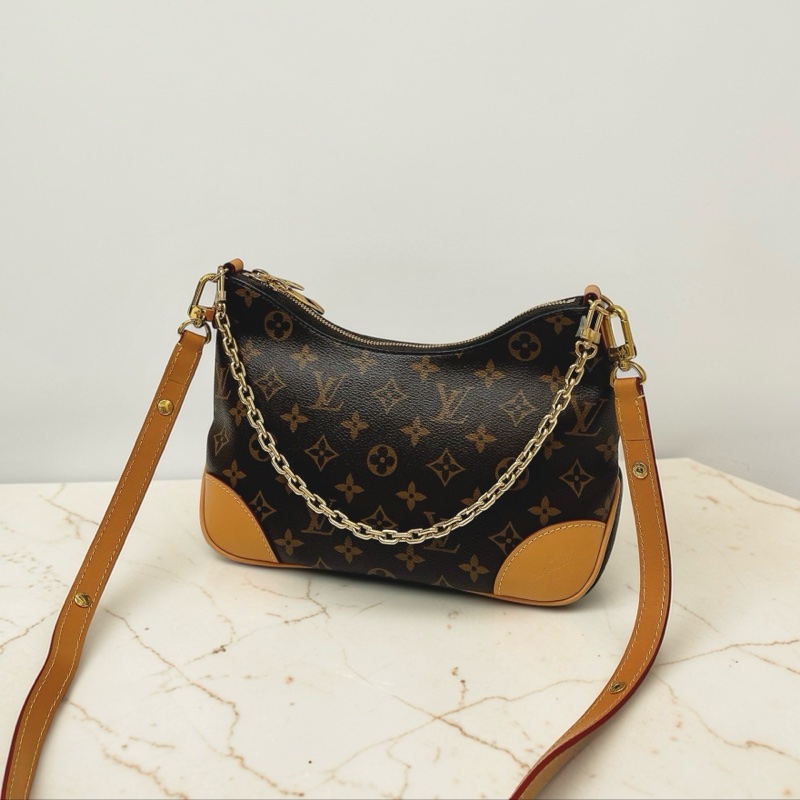 莉亞精品♡LV M45832 老花牛角包 二手-0