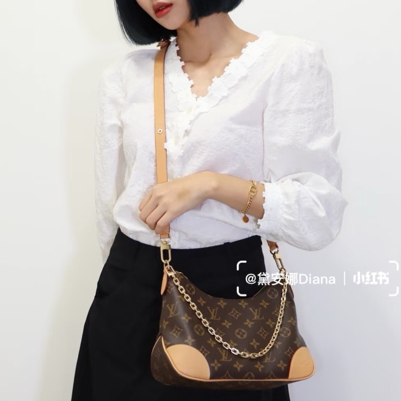 莉亞精品♡LV M45832 老花牛角包 二手-1