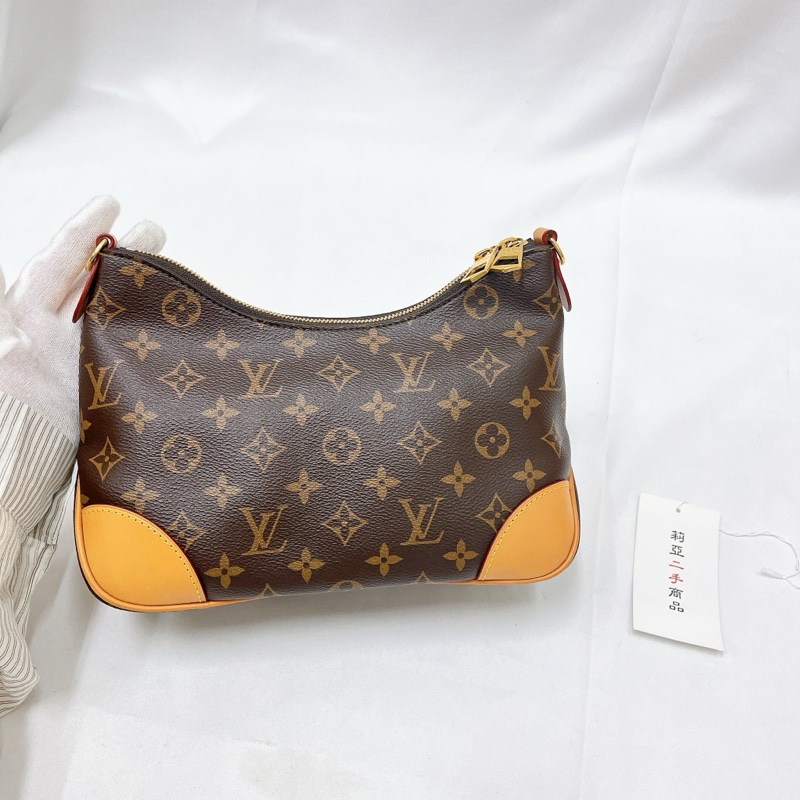 莉亞精品♡LV M45832 老花牛角包 二手-2