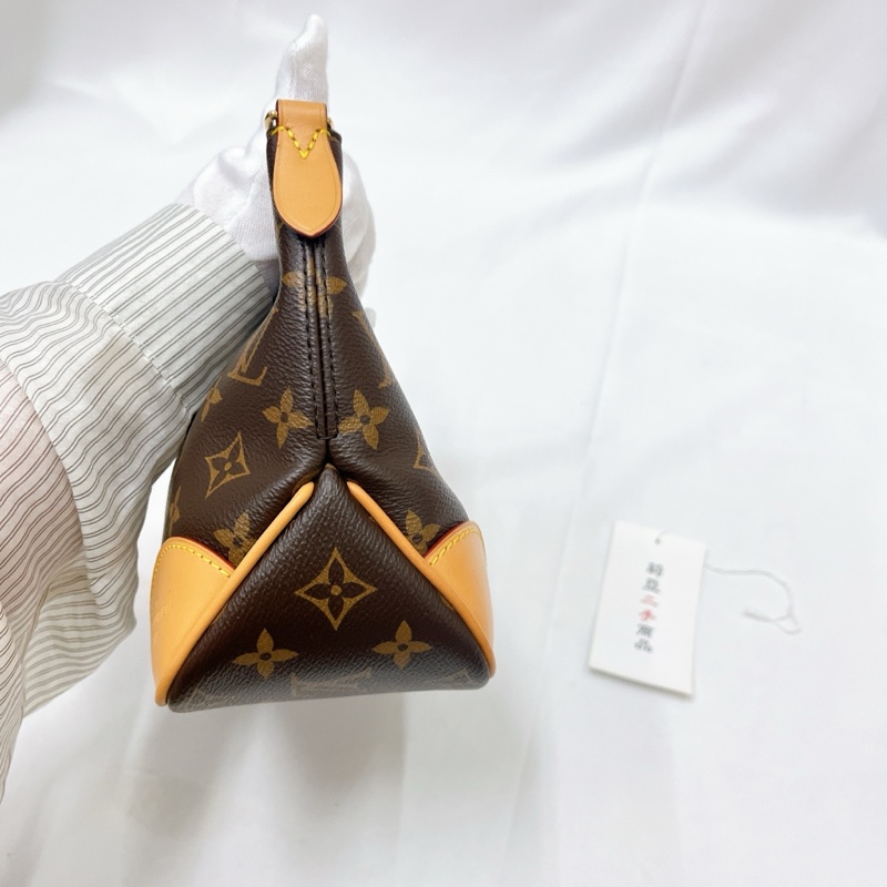 莉亞精品♡LV M45832 老花牛角包 二手-4