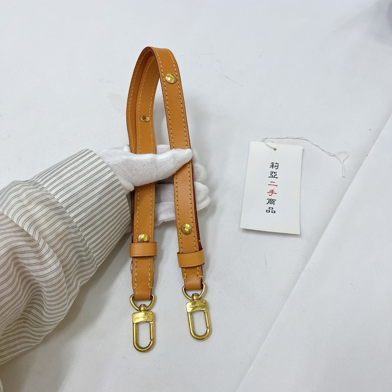 莉亞精品♡LV M45832 老花牛角包 二手-16