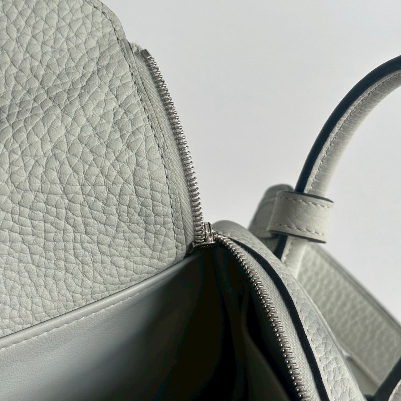 閒置新✨ Hermès 愛馬仕 Mini Lindy 冰晶灰銀釦二代-8