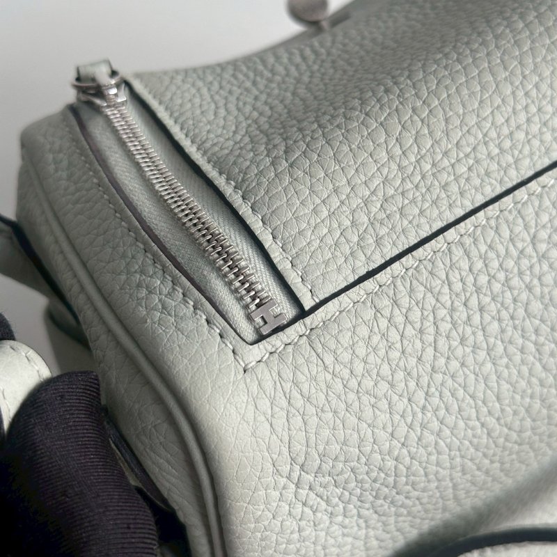 閒置新✨ Hermès 愛馬仕 Mini Lindy 冰晶灰銀釦二代-11